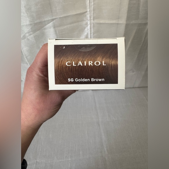 Total Root Touch-Up - Picture 5 of 5